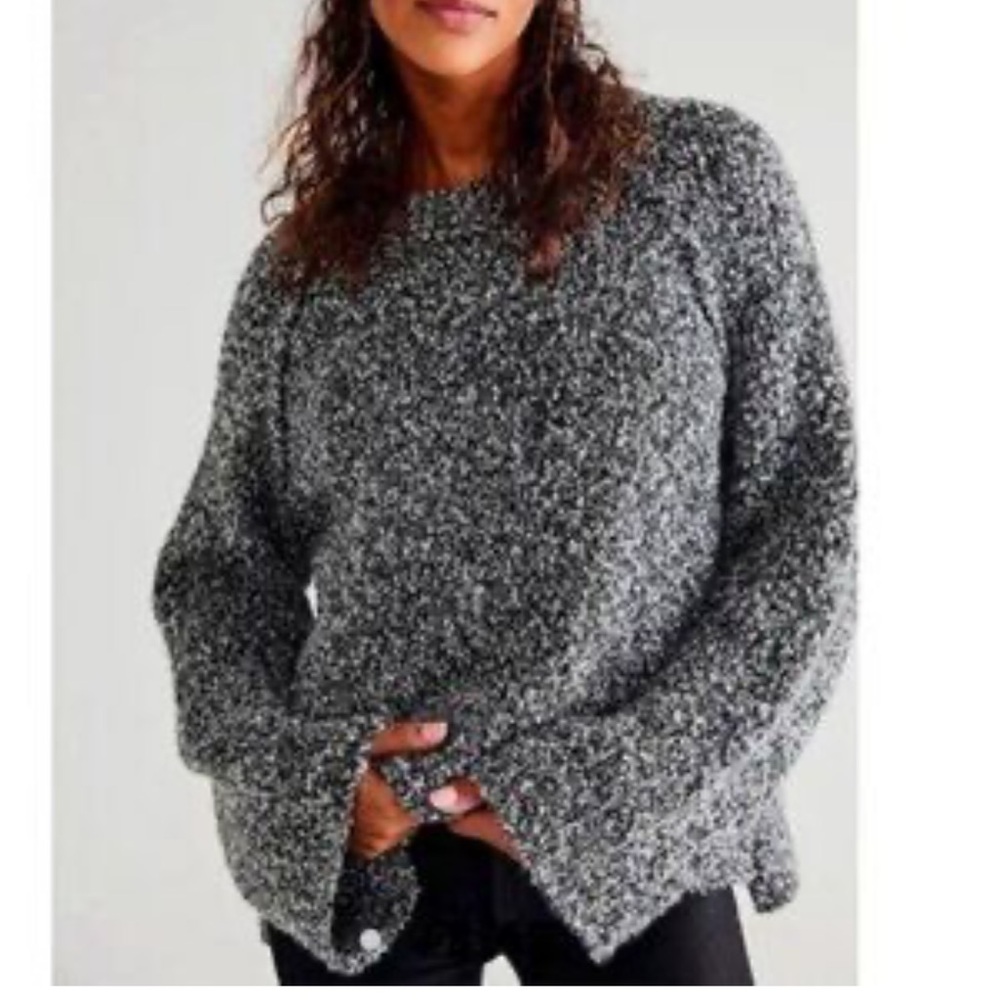 FREE PEOPLE OVERSIZED GRAY SWEATER